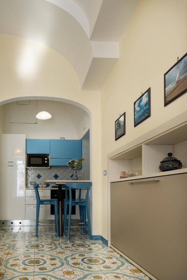Libeccio - Apartment With Terrace And Sea View Maiori Exterior foto
